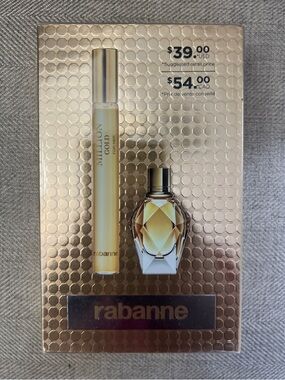 Rabanne 
Million Gold for Her Travel Spray gift set with Musk and White Florals